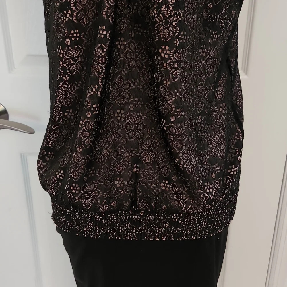 Willi Smith Floral Black Top - Picture 9 of 12
